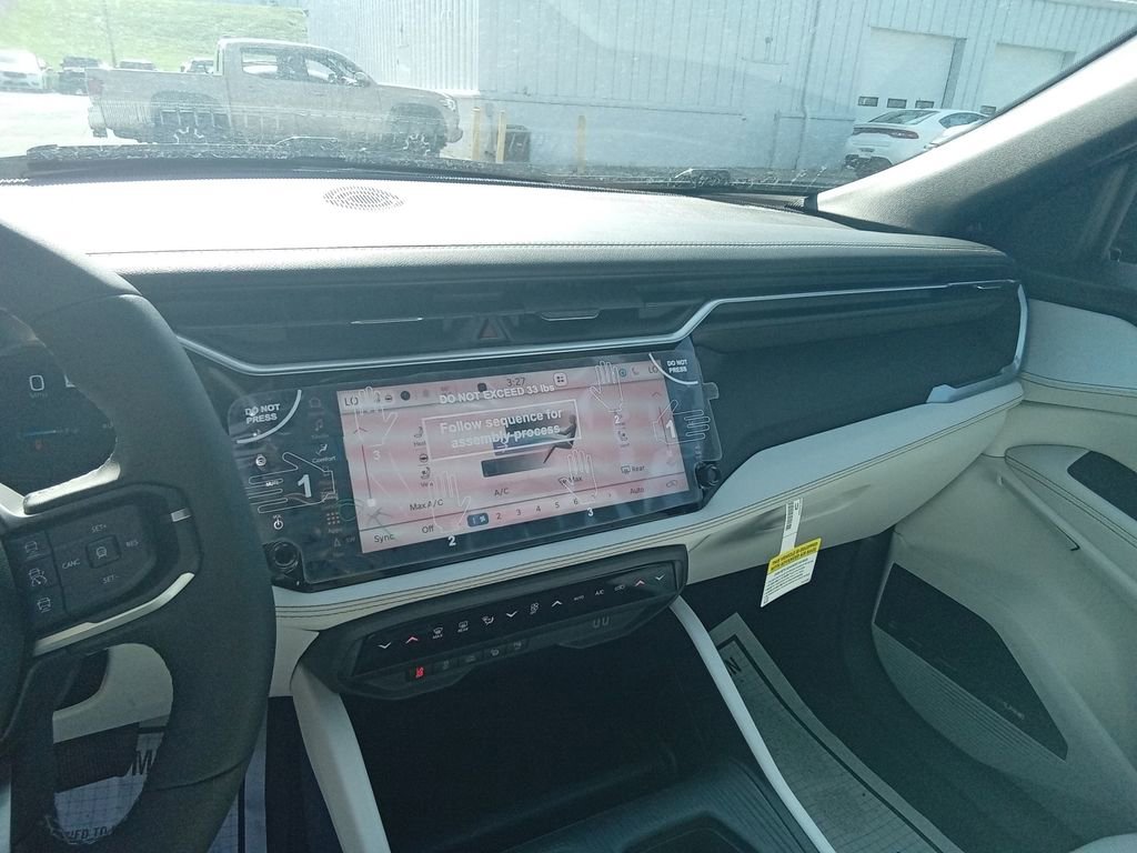 New 2026 Jeep Cherokee Overland w/ Advanced Pro Tech Group image 20