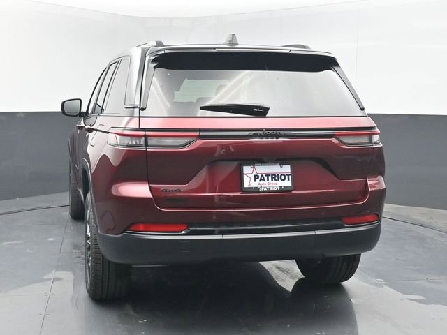 New 2025 Jeep Grand Cherokee Limited image 4