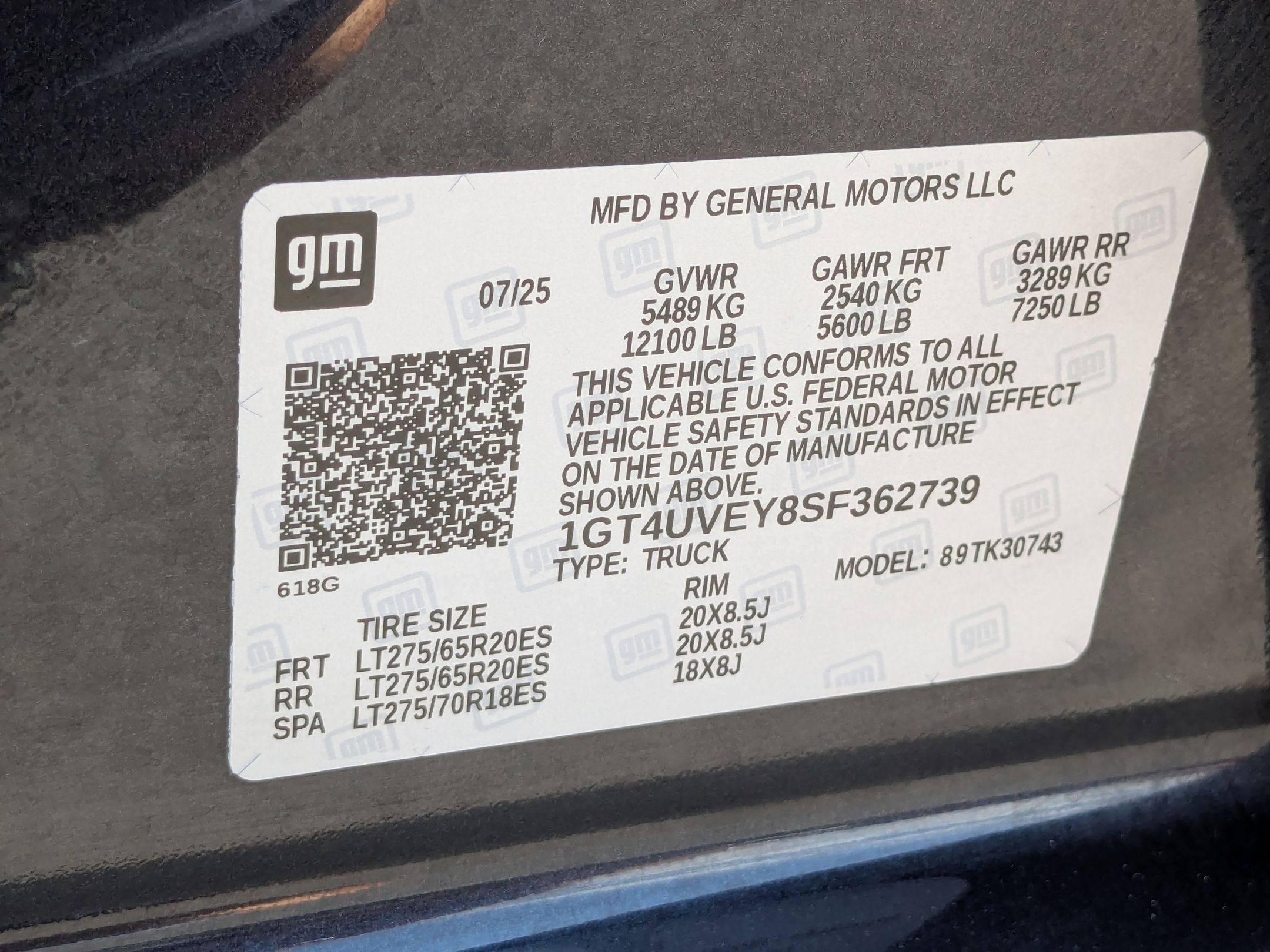 Used 2025 GMC Sierra 3500 AT4 w/ AT4 Premium Plus Package AWD/4WD image 37