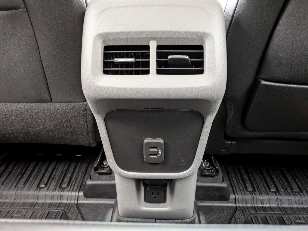 Certified 2022 GMC Terrain SLT w/ LPO, Floor Liner Package AWD/4WD image 30