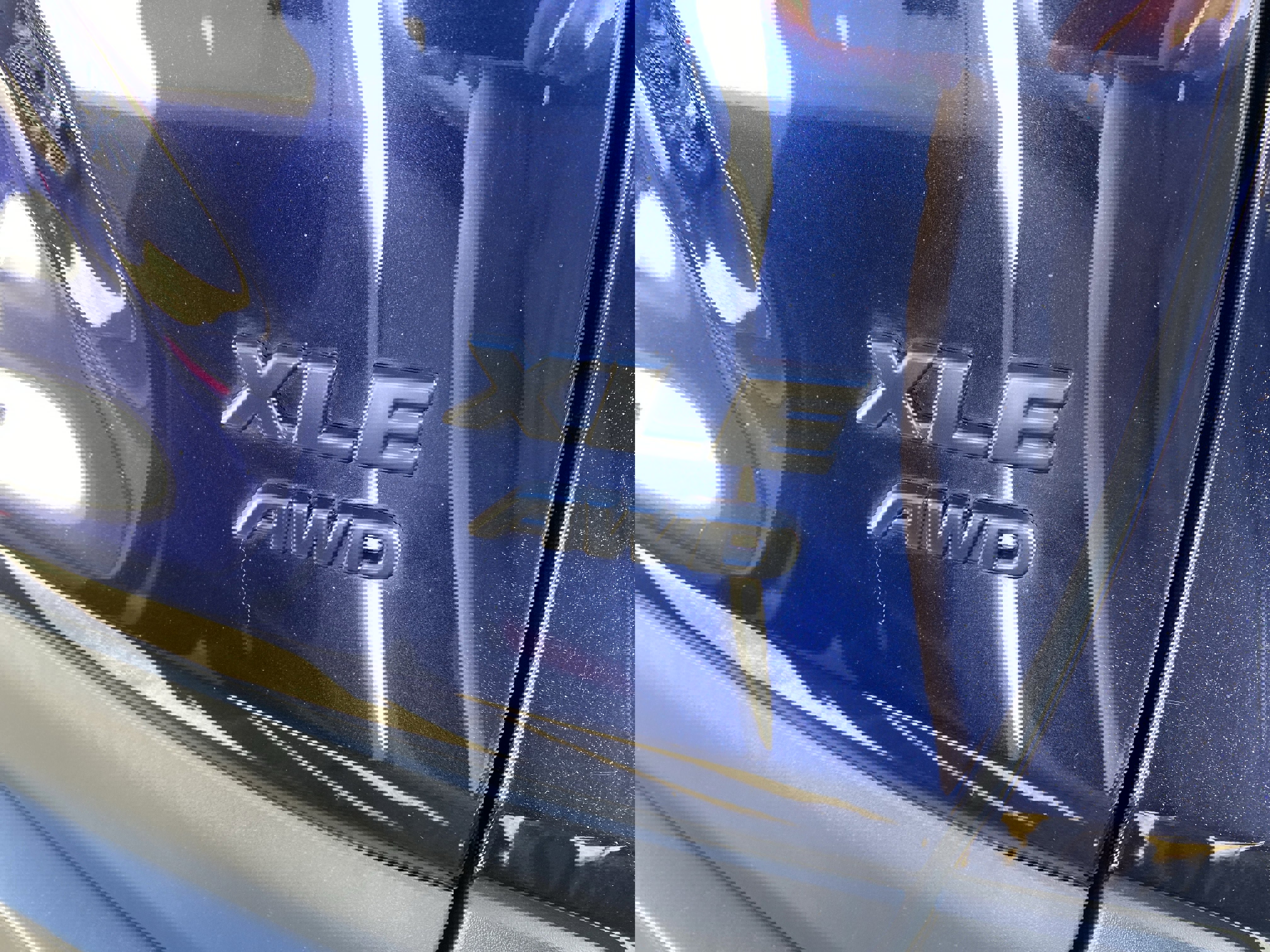 Used 2023 Toyota RAV4 XLE w/ Convenience Package image 7