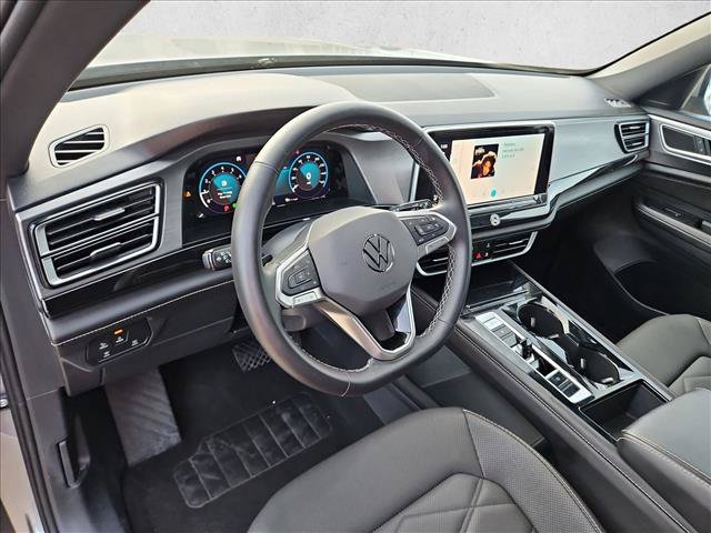 Used 2025 Volkswagen Atlas Cross Sport SE FWD image 10