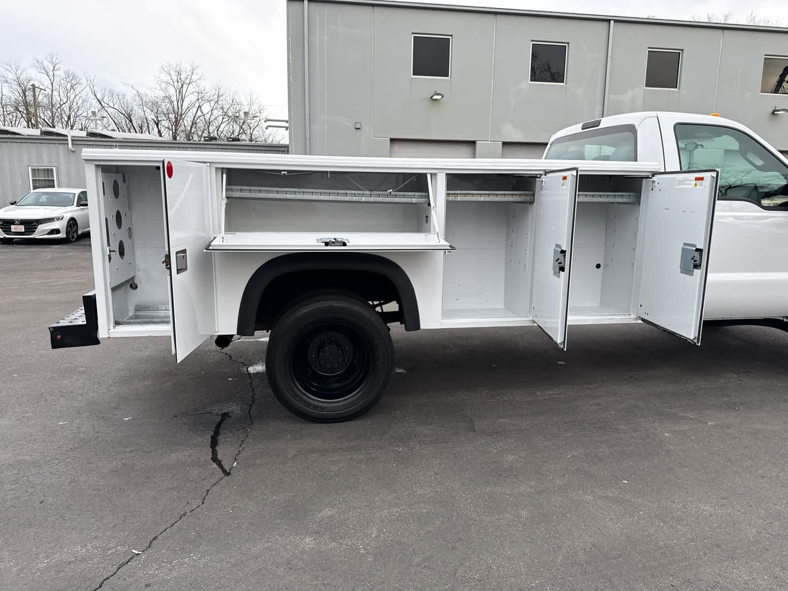 Used 2016 Ford F450 XL w/ Power Equipment Group image 10