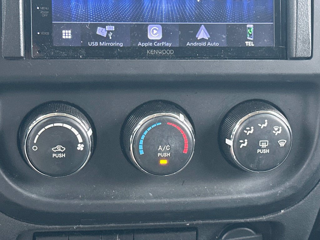 Used 2016 Jeep Patriot Sport w/ Power Value Group AWD/4WD image 22