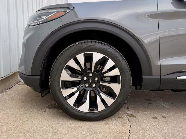 Certified 2025 Ford Explorer Platinum w/ LUX Leather Package image 37