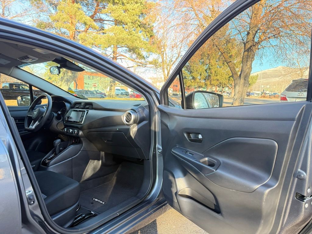 Used 2021 Nissan Versa S image 14