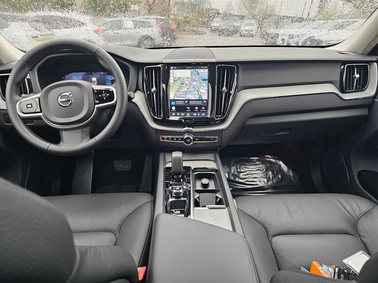 Certified 2025 Volvo XC60 B5 Plus image 19