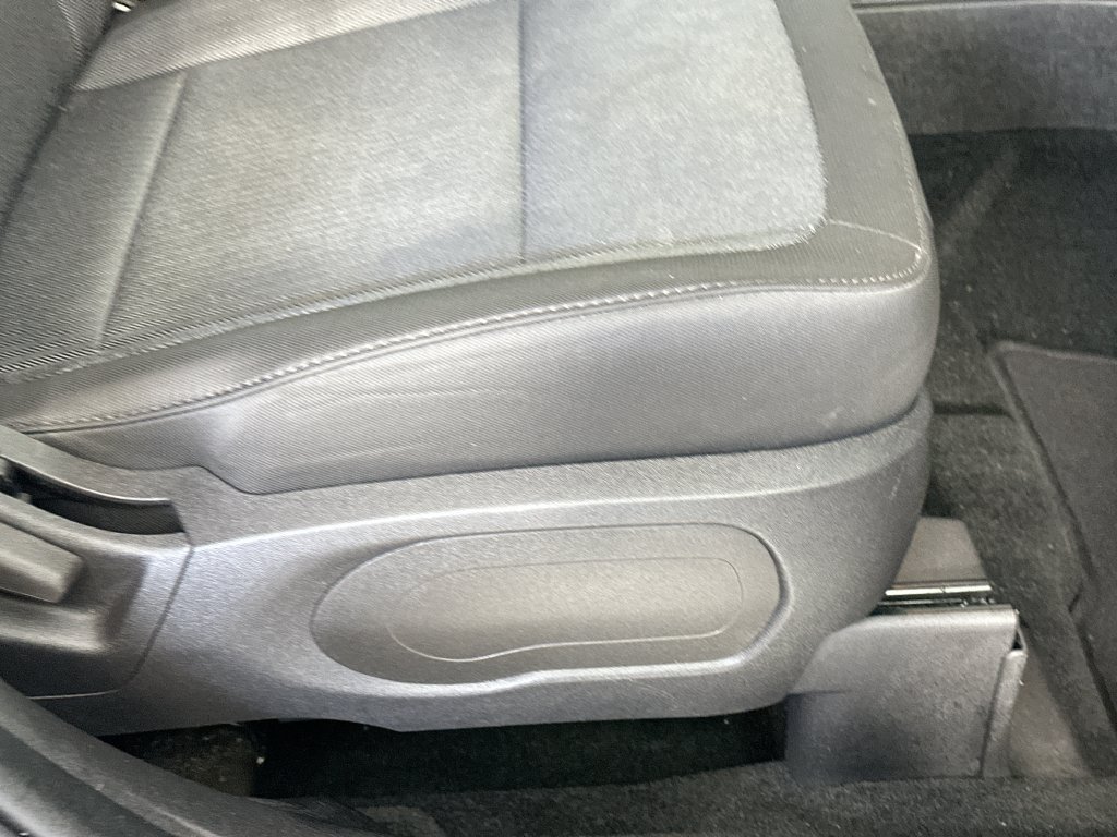 Used 2019 Ford Flex SE FWD image 21