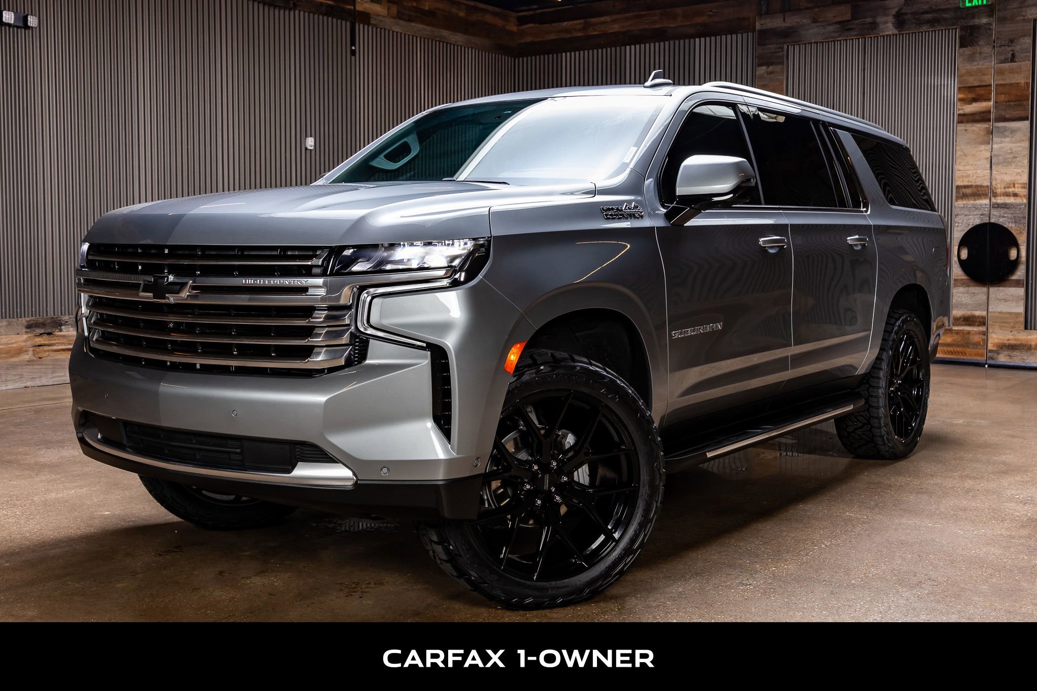 Used 2024 Chevrolet Suburban High Country w/ Advanced Technology Package AWD/4WD image 5