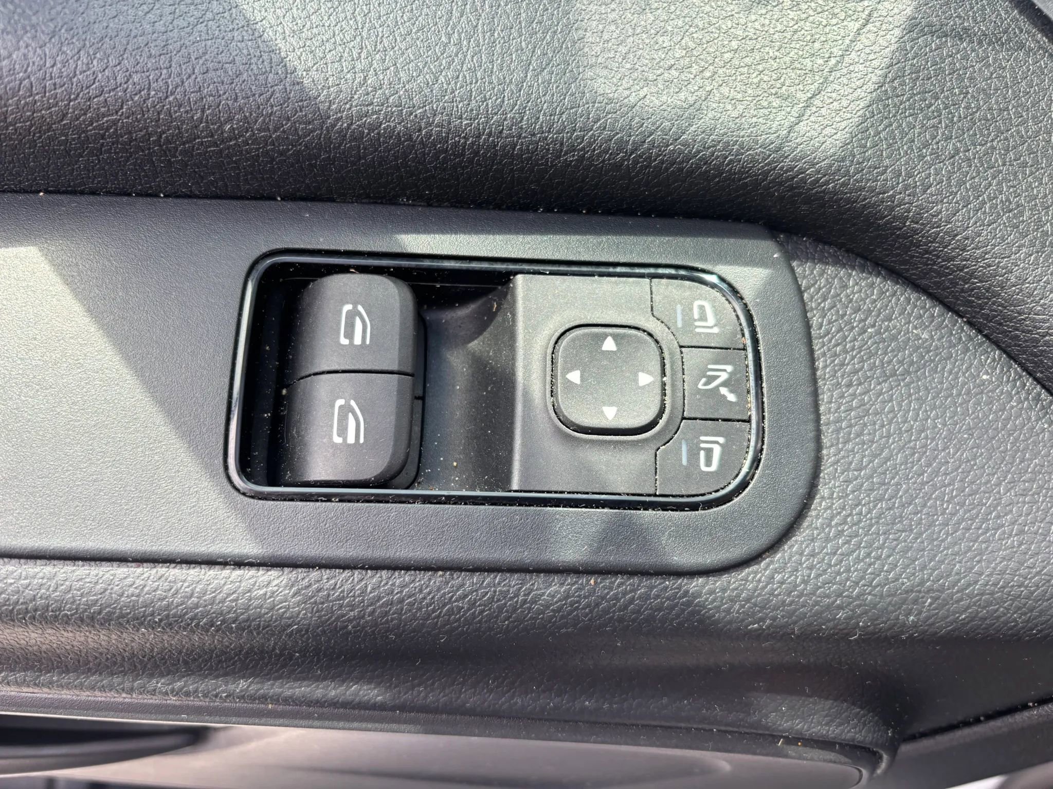 Used 2020 Mercedes-Benz Sprinter 2500 image 13