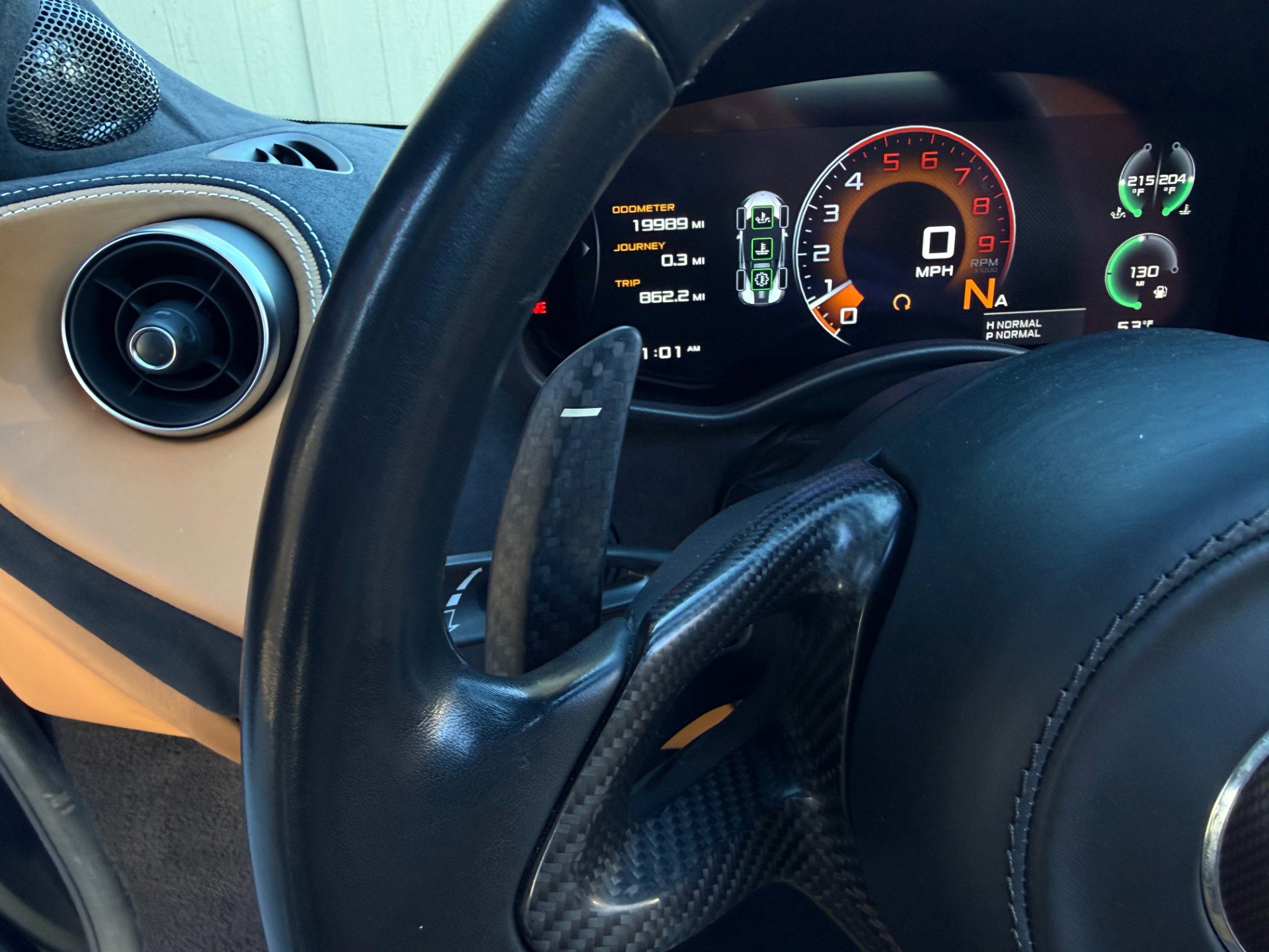 Used 2018 McLaren 570S Spider image 29