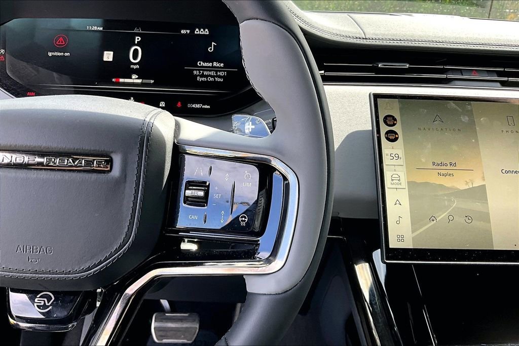 Used 2025 Land Rover Range Rover Sport SV Edition Two image 25