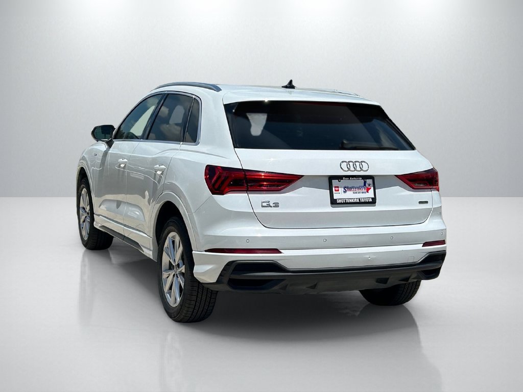 Used 2024 Audi Q3 2.0T Premium AWD/4WD image 7