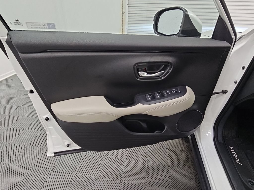New 2027 Honda HR-V LX image 27