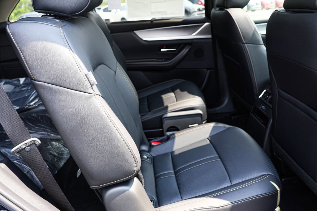 Used 2025 MAZDA CX-90 3.3 Turbo w/ Preferred Package AWD/4WD image 34