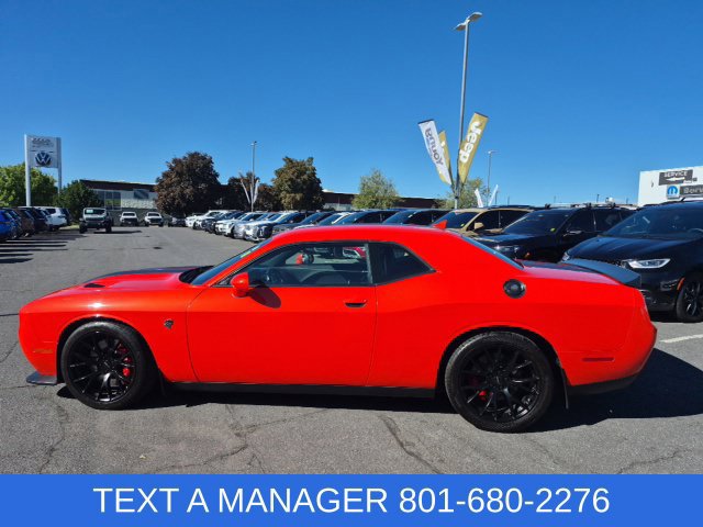 Used 2016 Dodge Challenger SRT Hellcat RWD image 2