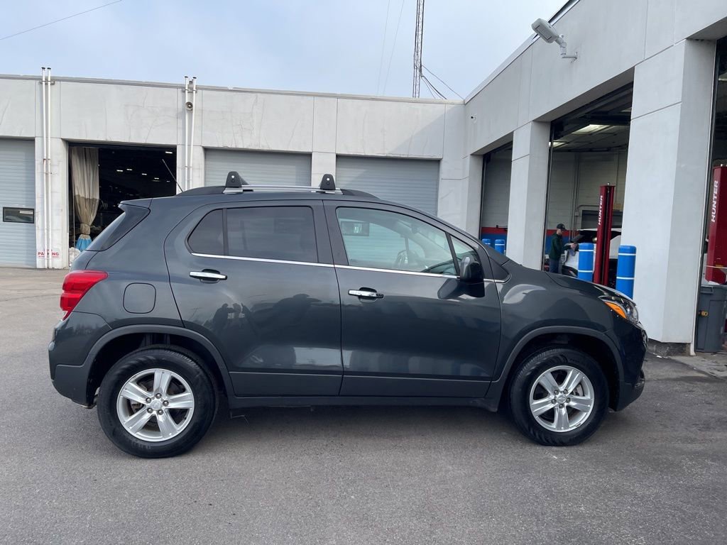 Used 2019 Chevrolet Trax LT w/ Driver Confidence Package image 8