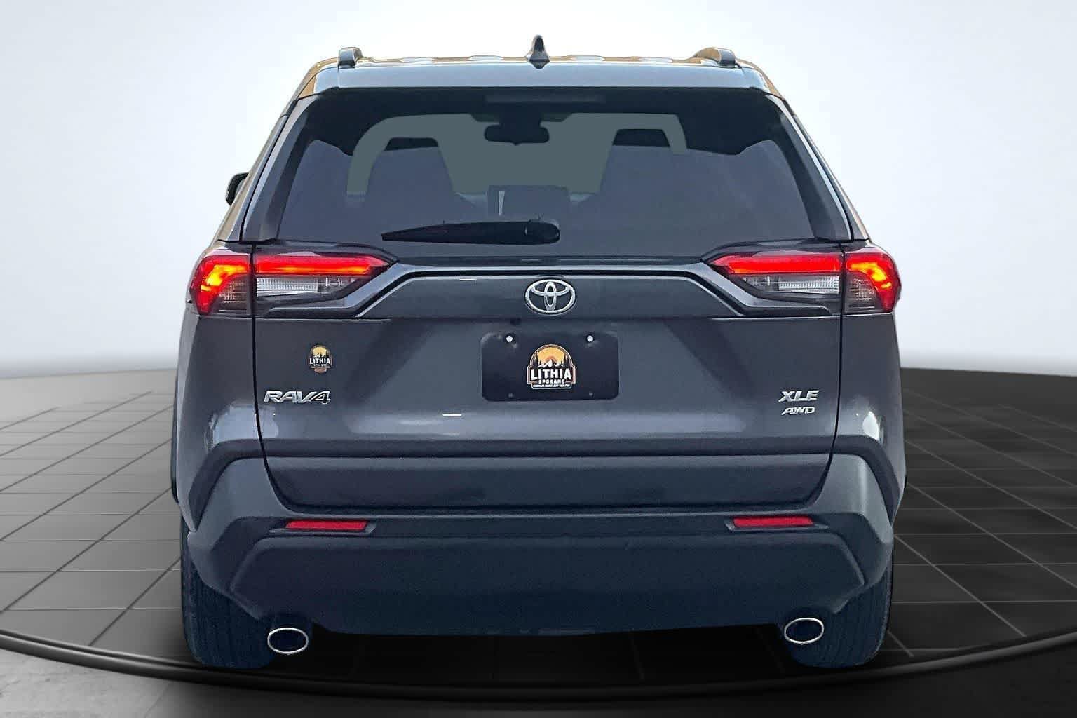 Used 2024 Toyota RAV4 XLE w/ Convenience Package AWD/4WD image 5