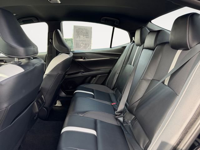 Certified 2025 Toyota Camry SE image 11