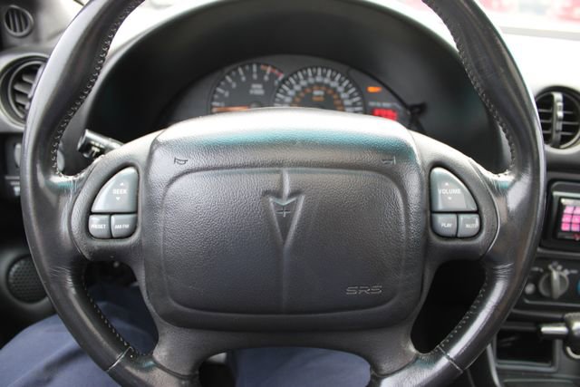 Used 2001 Pontiac Firebird Formula w/ Protection Group RWD image 23