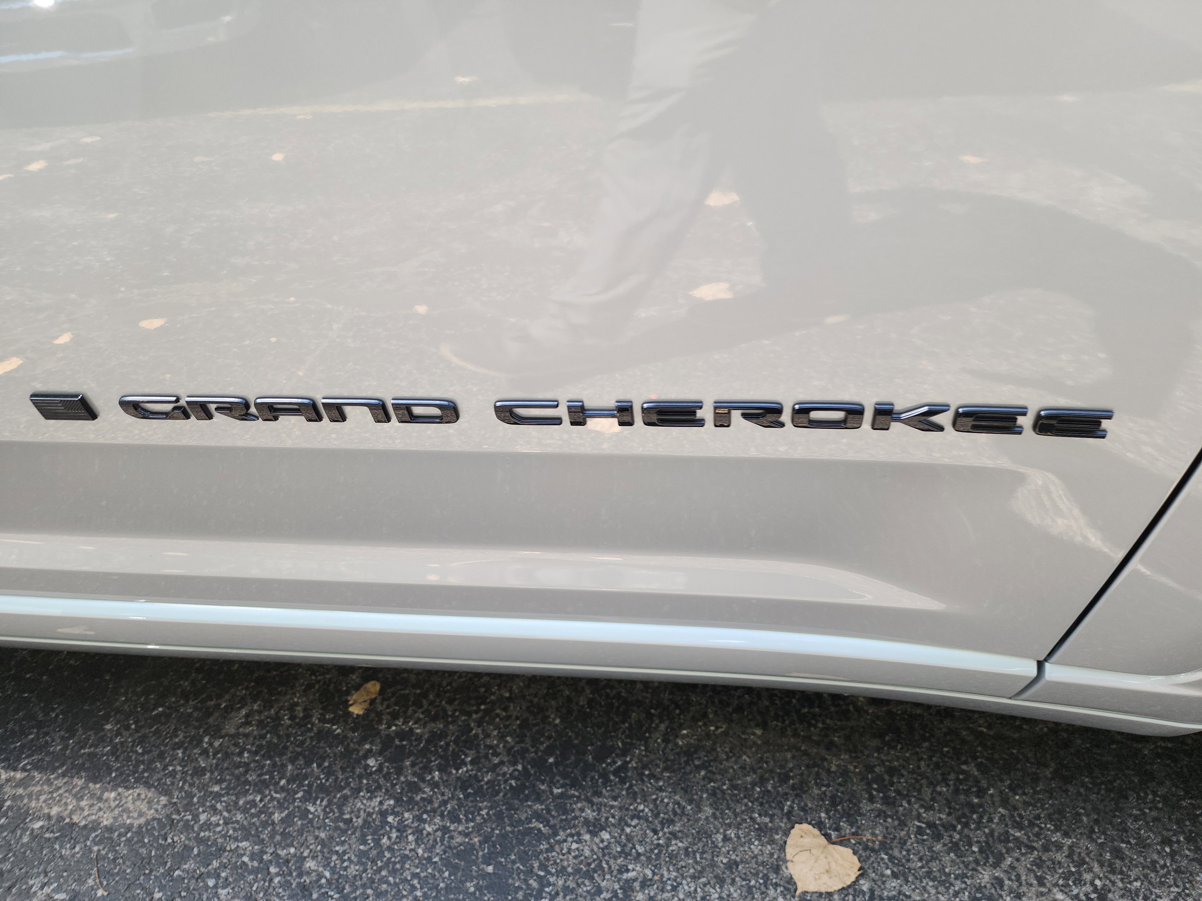 New 2025 Jeep Grand Cherokee Summit image 31