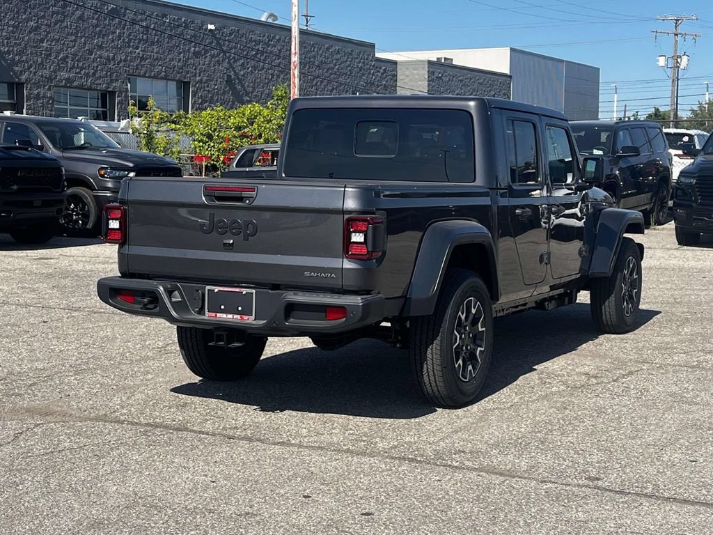 New 2026 Jeep Gladiator Sport AWD/4WD image 3