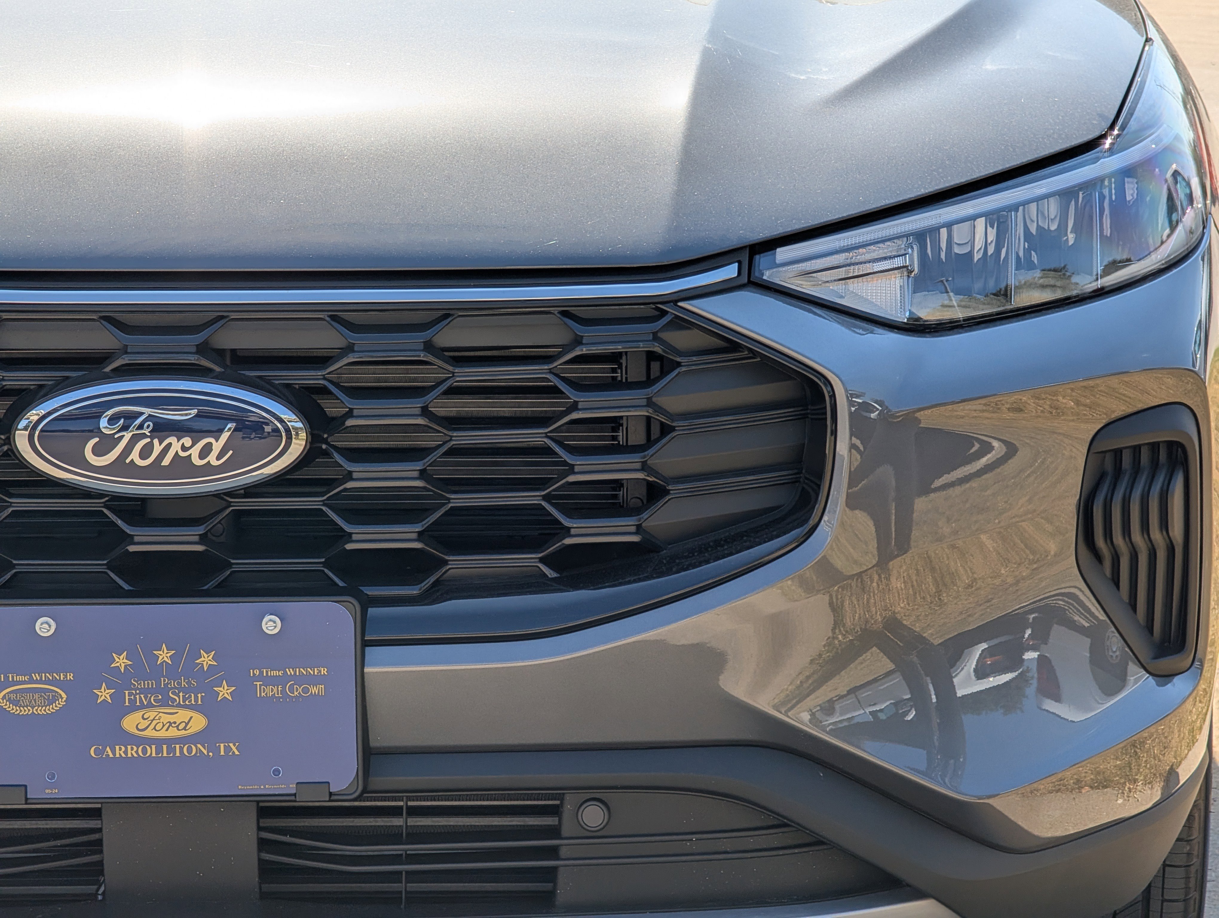New 2026 Ford Escape ST-Line w/ Tech Pack #1 FWD image 8