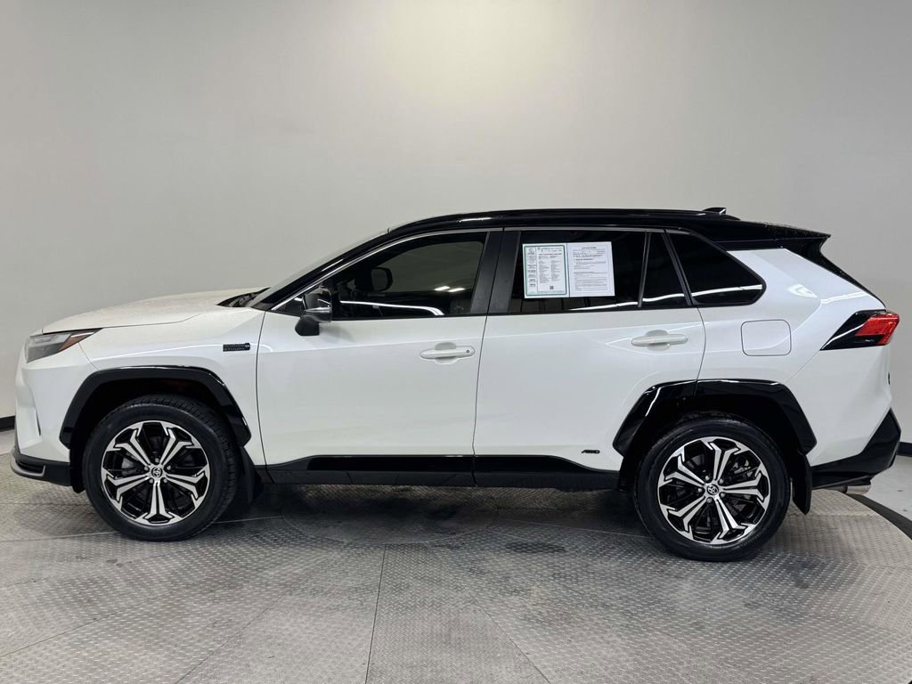 Used 2022 Toyota RAV4 XSE w/ Weather Package image 4