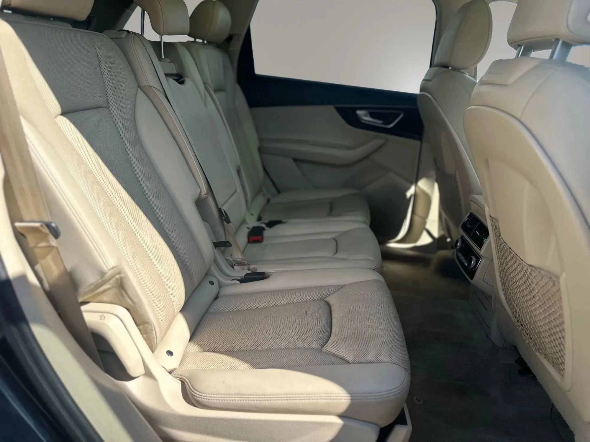 Used 2017 Audi Q7 3.0T Premium Plus image 11