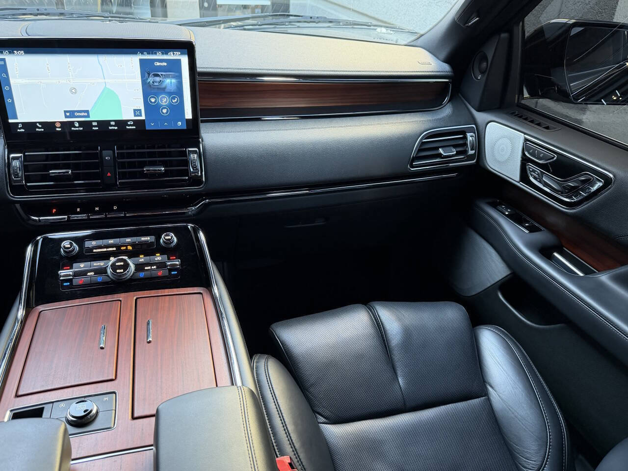 Used 2022 Lincoln Navigator Reserve AWD/4WD image 25