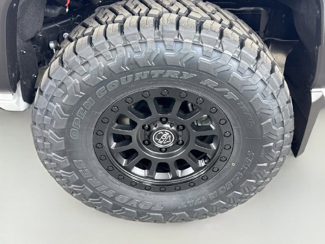 New 2026 Toyota 4Runner SR5 AWD/4WD image 29