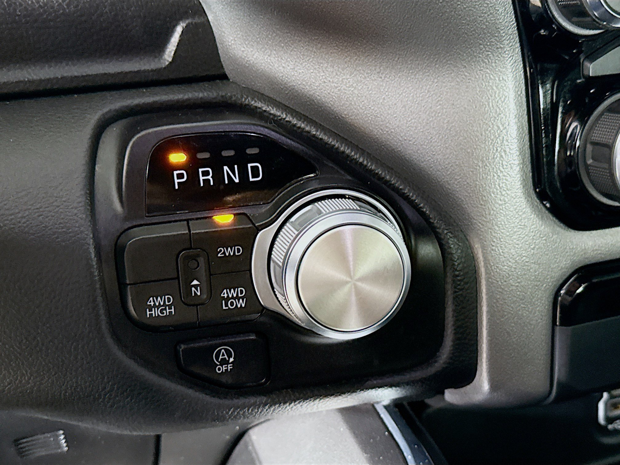 Used 2024 RAM 1500 Laramie AWD/4WD image 20