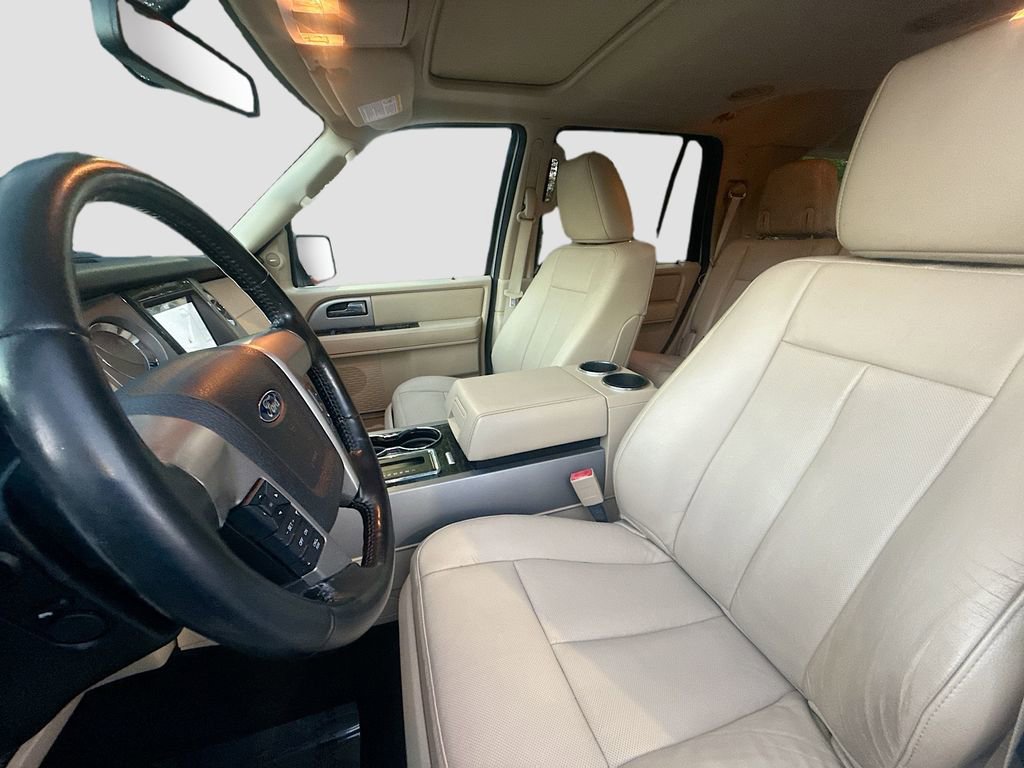 Used 2016 Ford Expedition Limited w/ Equipment Group 301A image 22