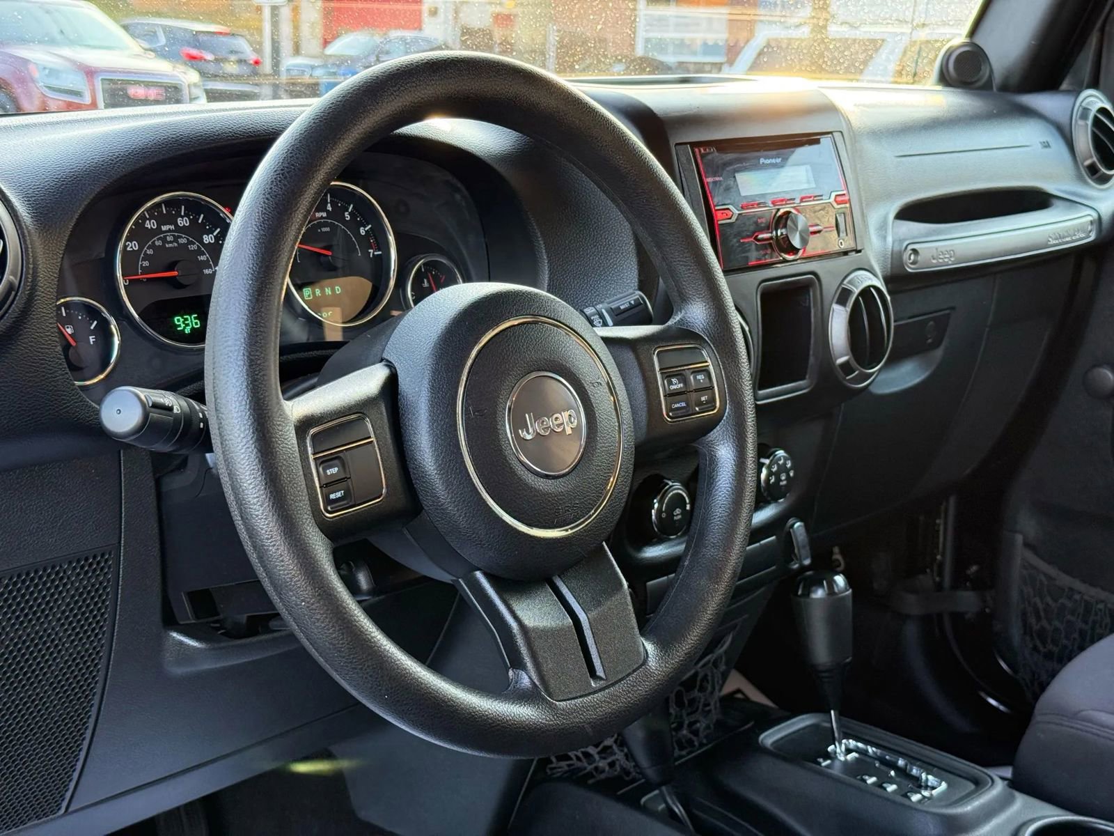 Used 2013 Jeep Wrangler Unlimited Sport image 15