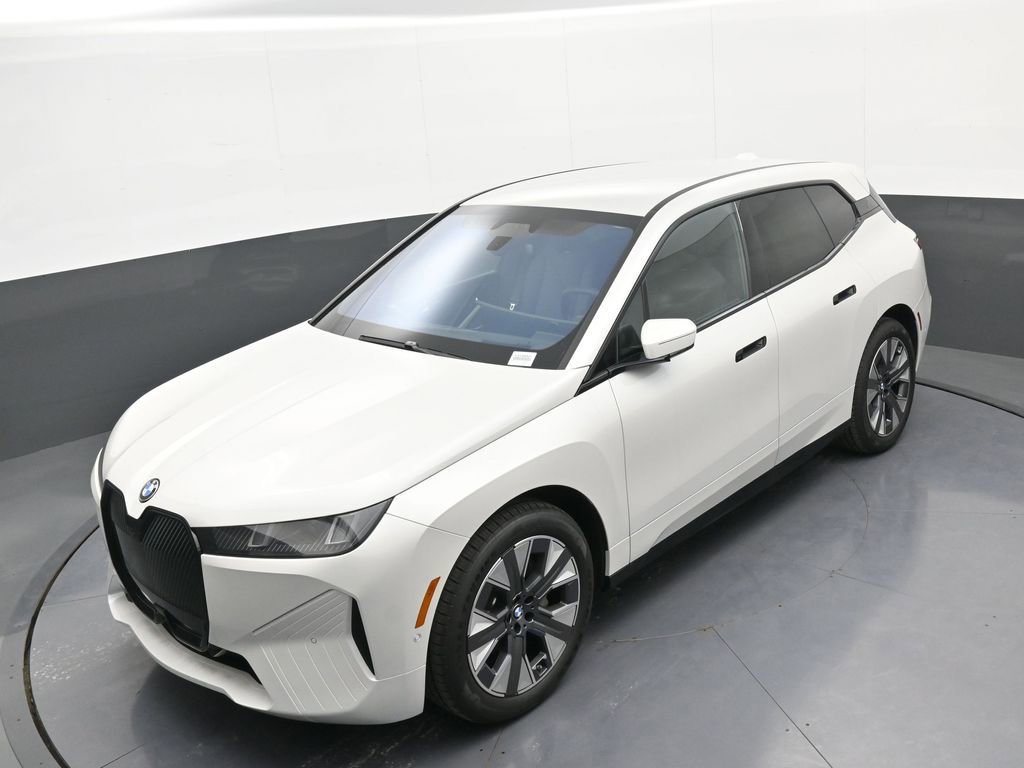 New 2026 BMW iX xDrive45 AWD/4WD image 32
