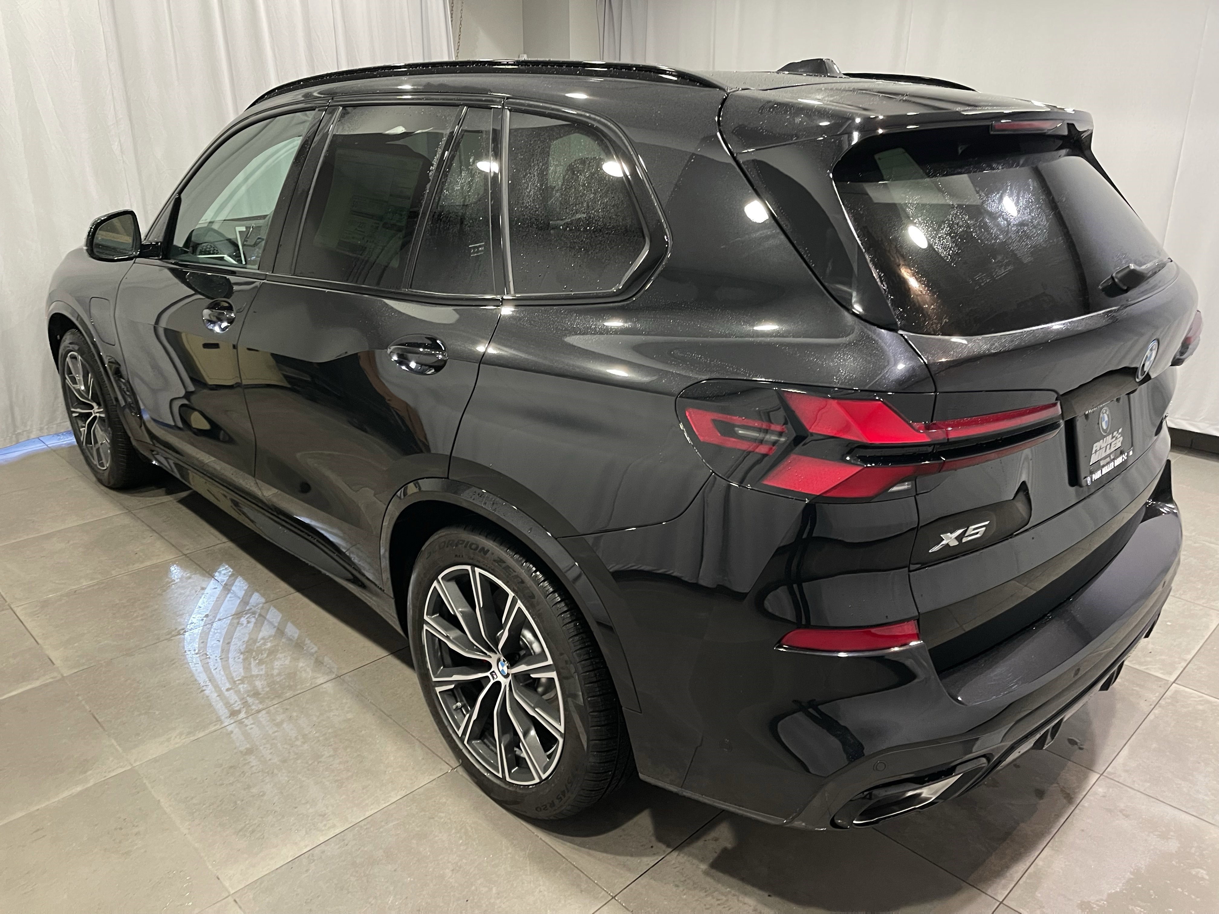 New 2026 BMW X5 xDrive50e AWD/4WD image 4