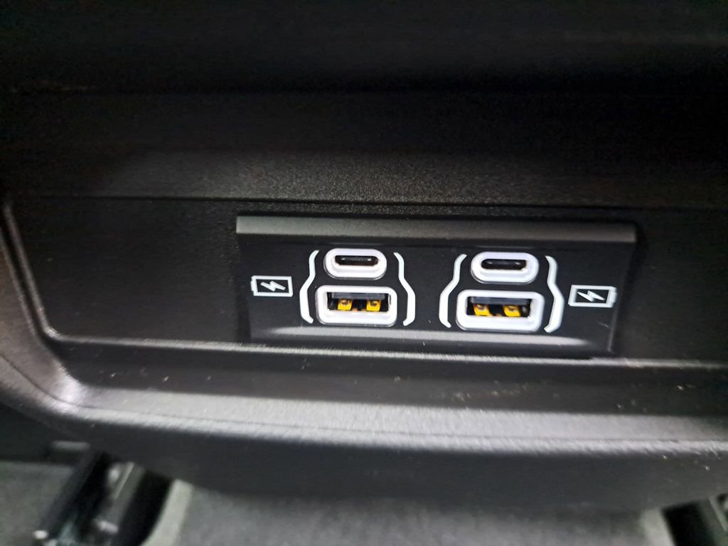 New 2025 Jeep Grand Cherokee Laredo w/ MOPAR Finishing Package RWD image 6