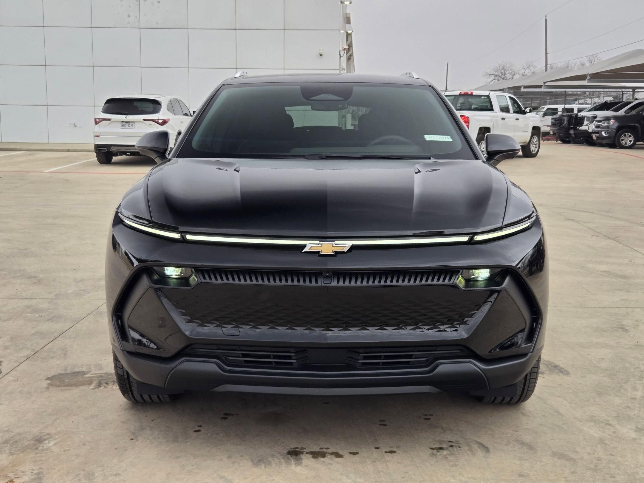 Used 2026 Chevrolet Equinox EV LT image 8