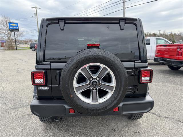 Used 2021 Jeep Wrangler Unlimited Sahara w/ Uconnect 4C Nav & Sound Group AWD/4WD image 5