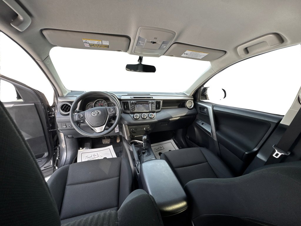 Used 2016 Toyota RAV4 LE image 34