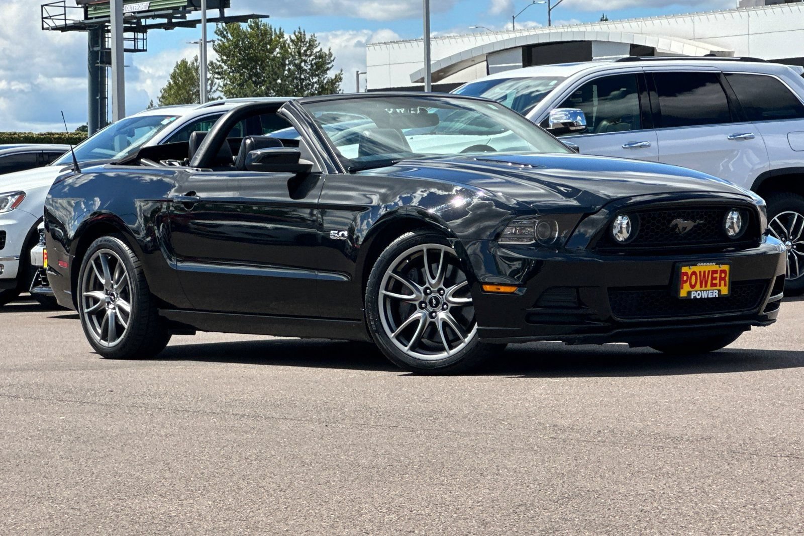 Used 2014 Ford Mustang GT w/ GT Brake Performance Package RWD image 2