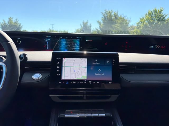 New 2026 Lincoln Nautilus Reserve AWD/4WD image 17