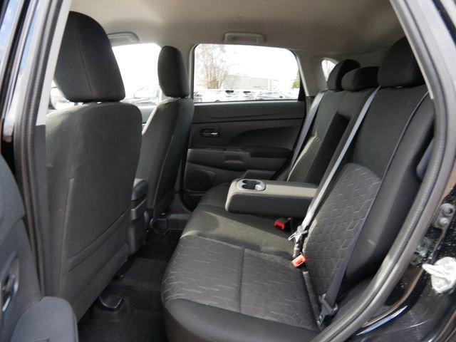 Used 2025 Mitsubishi Outlander Sport ES AWD/4WD image 9