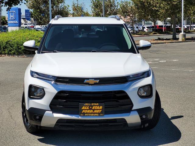 Used 2023 Chevrolet TrailBlazer LT FWD image 2
