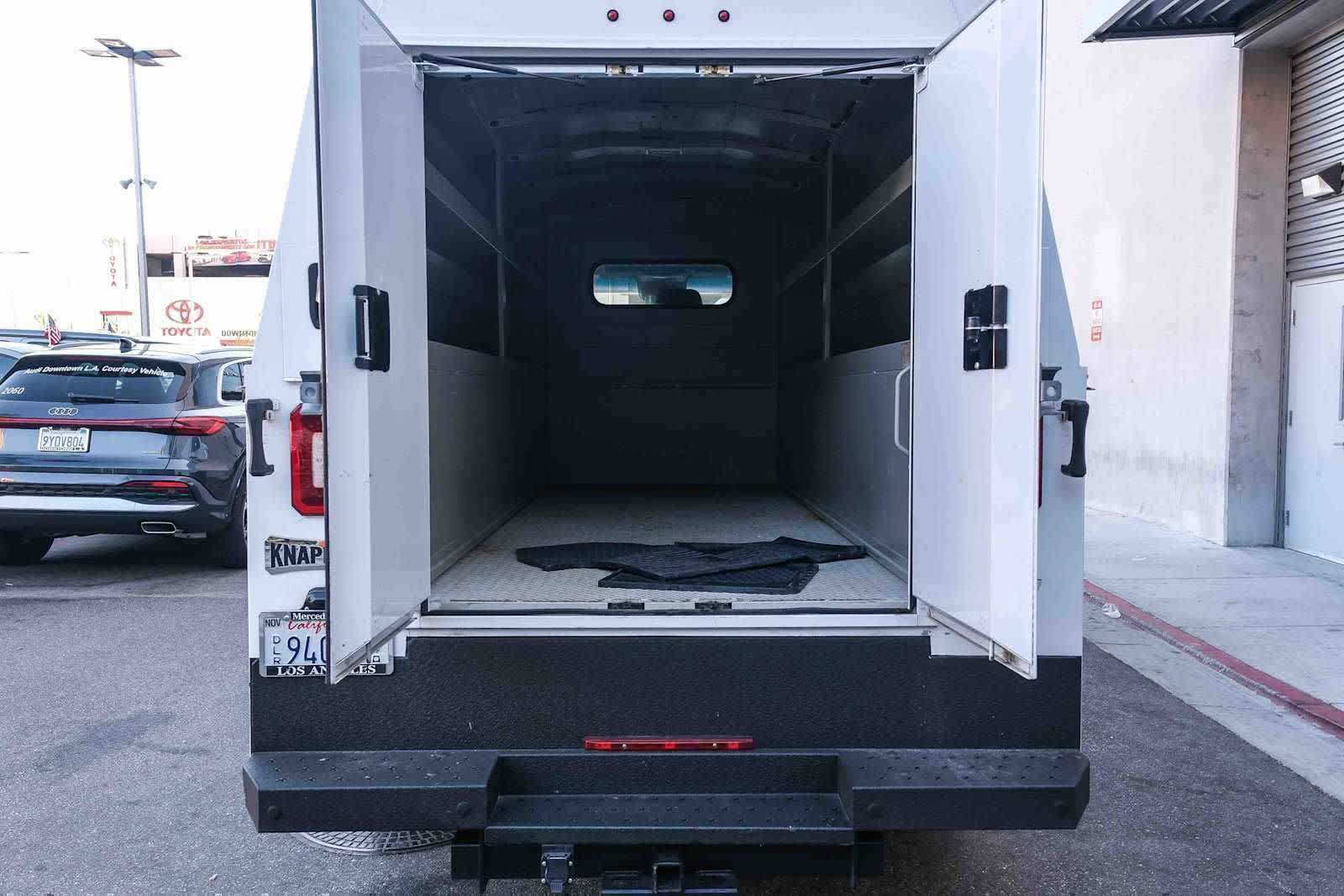 Used 2023 Mercedes-Benz Sprinter 3500 w/ Acoustic Package image 29