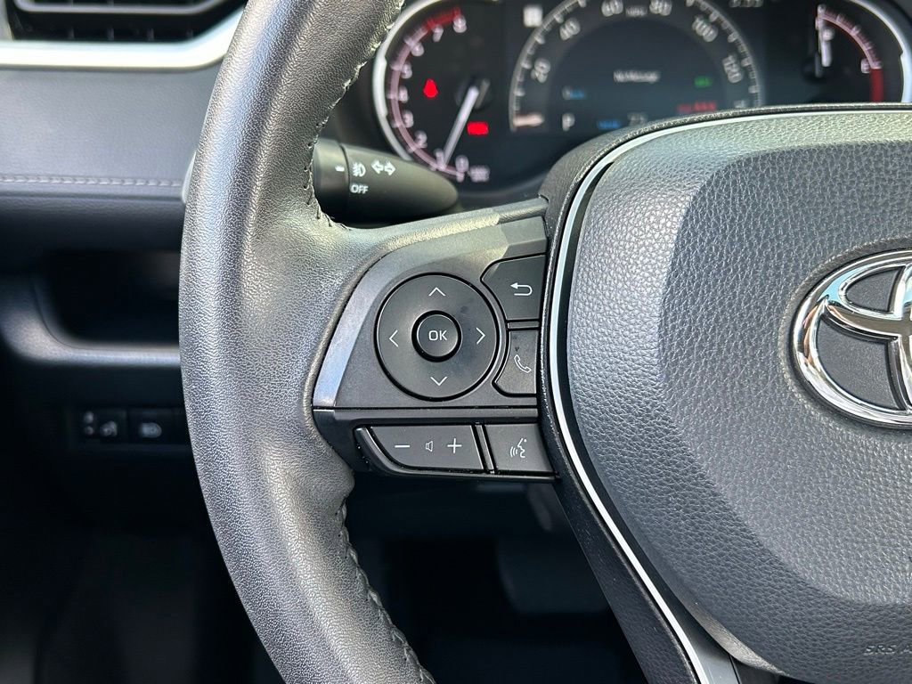 Used 2023 Toyota RAV4 XLE Premium image 46