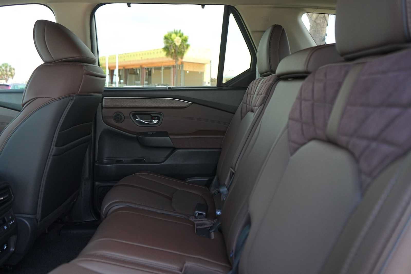 New 2026 Honda Pilot Elite image 13