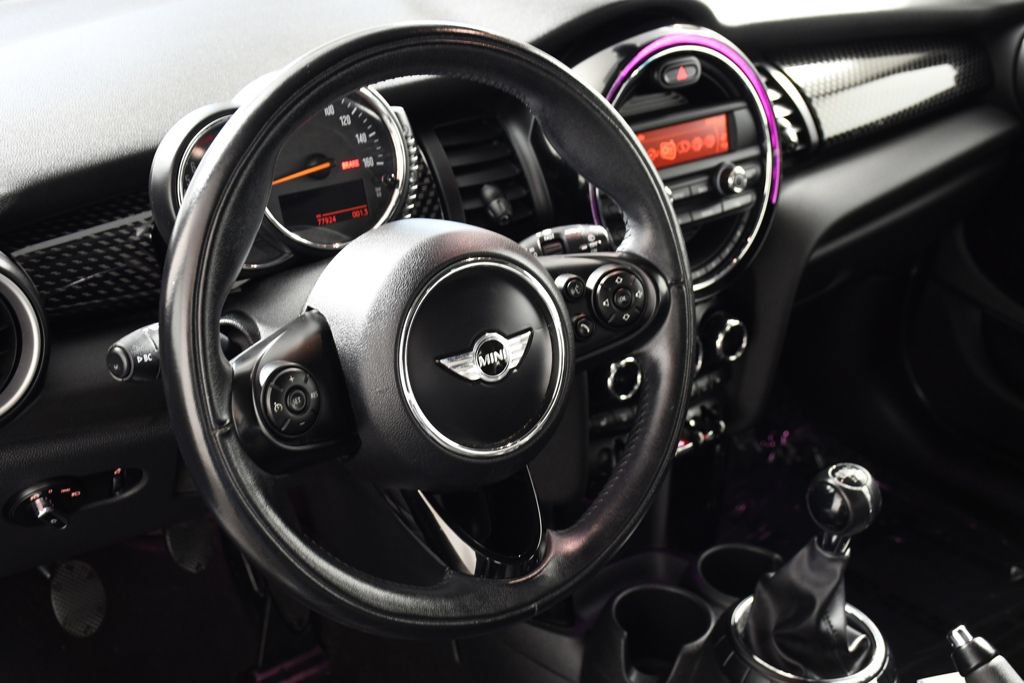 Used 2015 MINI Cooper S FWD image 13