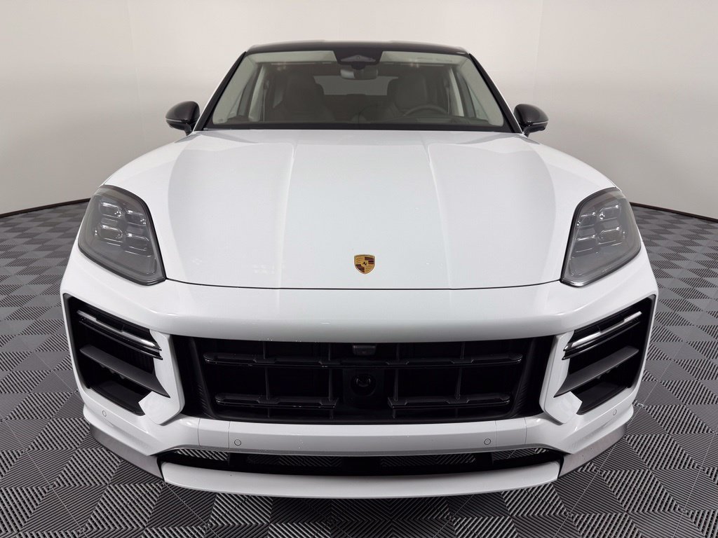 New 2027 Porsche Cayenne Turbo GT AWD/4WD image 9