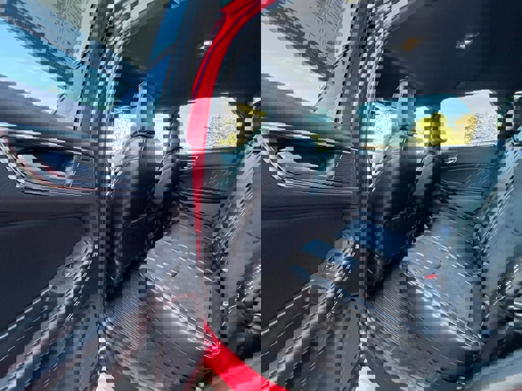 Certified 2022 Ford Edge ST image 36